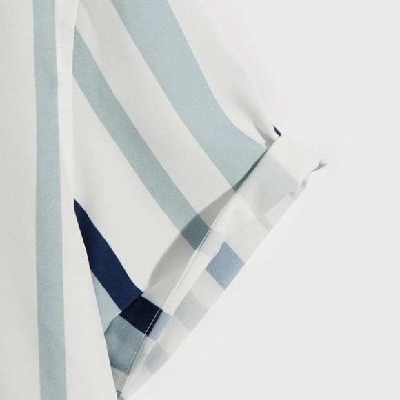 Casual Blue & White Men's Striped Shirt - Picture 5 of 5